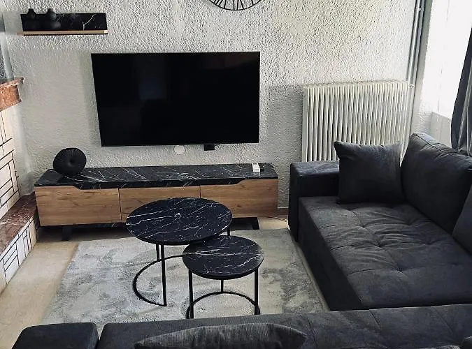 G&p Apartment Peraía
